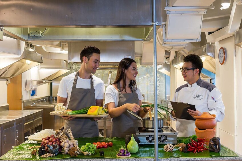 Cooking Class at Roschas Culinary School in Bangkok