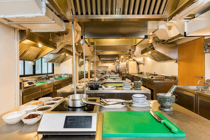 Cooking Class at Roschas Culinary School in Bangkok