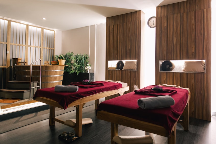 Sook Sabai Onsen & Spa in Bangkok