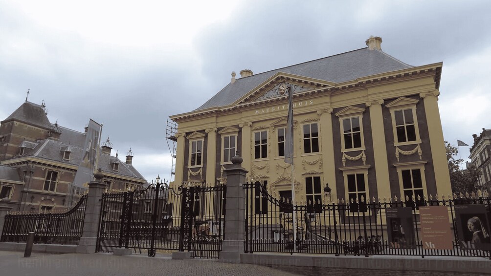 Picture 3 for Activity Historical The Hague: Private Tour with Local Guide
