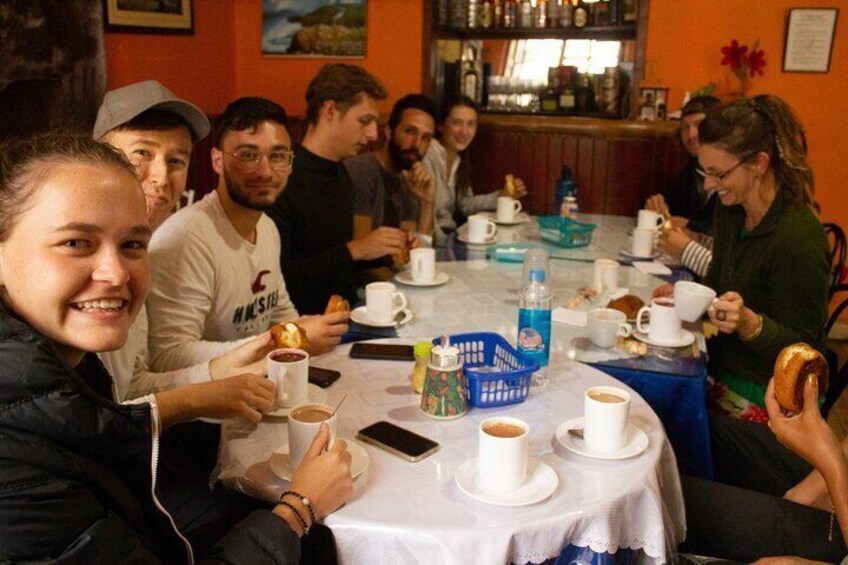 3 Hours Local Food Tour in Quito