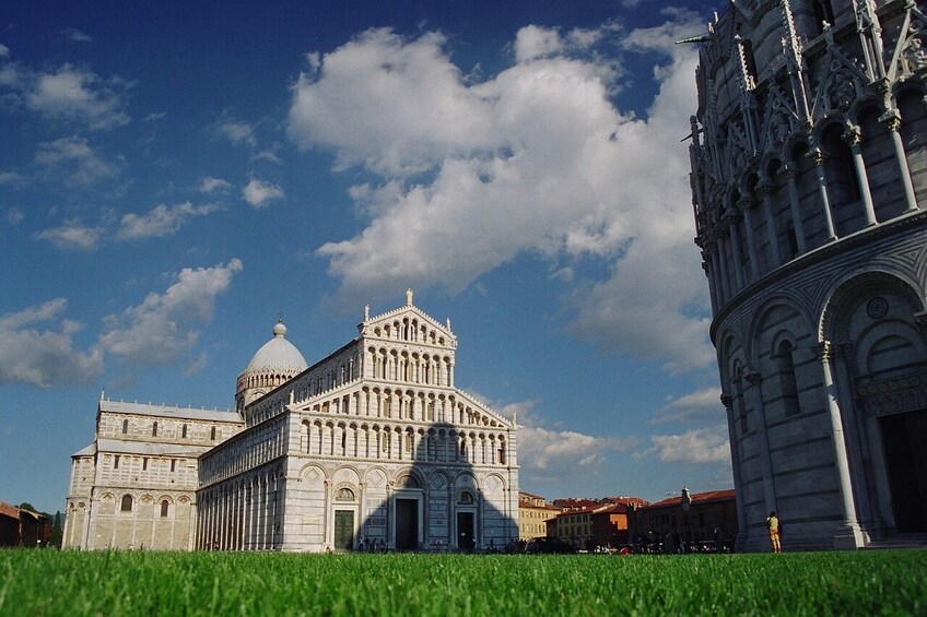 Private Minivan Excursion to Pisa and Vinci 