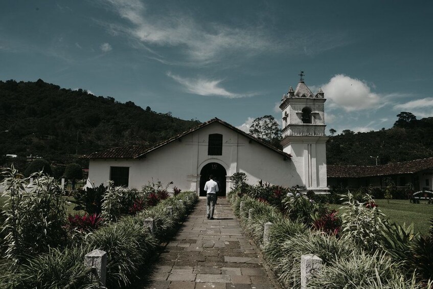 Orosi Valley & Lankester Garden Day Tour