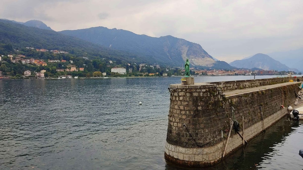 Picture 10 for Activity Lake Maggiore: Isola Bella & Fishermen's Island Guided Tour