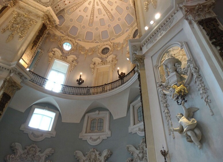Picture 4 for Activity Lake Maggiore: Isola Bella & Fishermen's Island Guided Tour