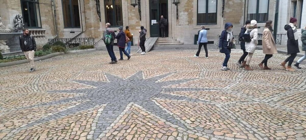 Picture 7 for Activity Brussels: Private 4-Hour History Walking Tour