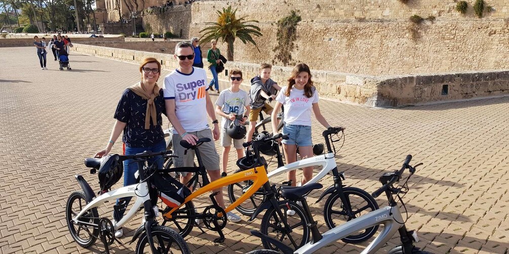 Picture 2 for Activity 3 Hours Historic E-Bike Tour in Palma de Mallorca