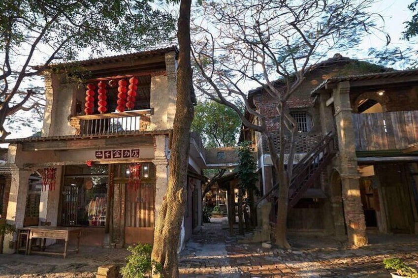 Day Tour to Qigu Salt Mountain, Chikan Tower & Anping Castle