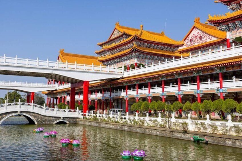 Day Tour to Qigu Salt Mountain, Chikan Tower & Anping Castle