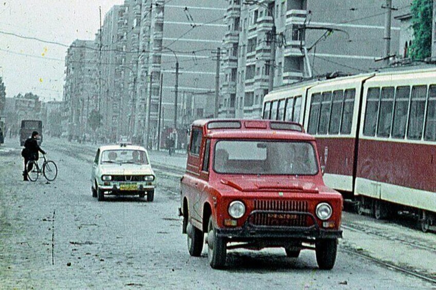 Communism Walking Tour from Lenin to Ceausescu in Bucharest