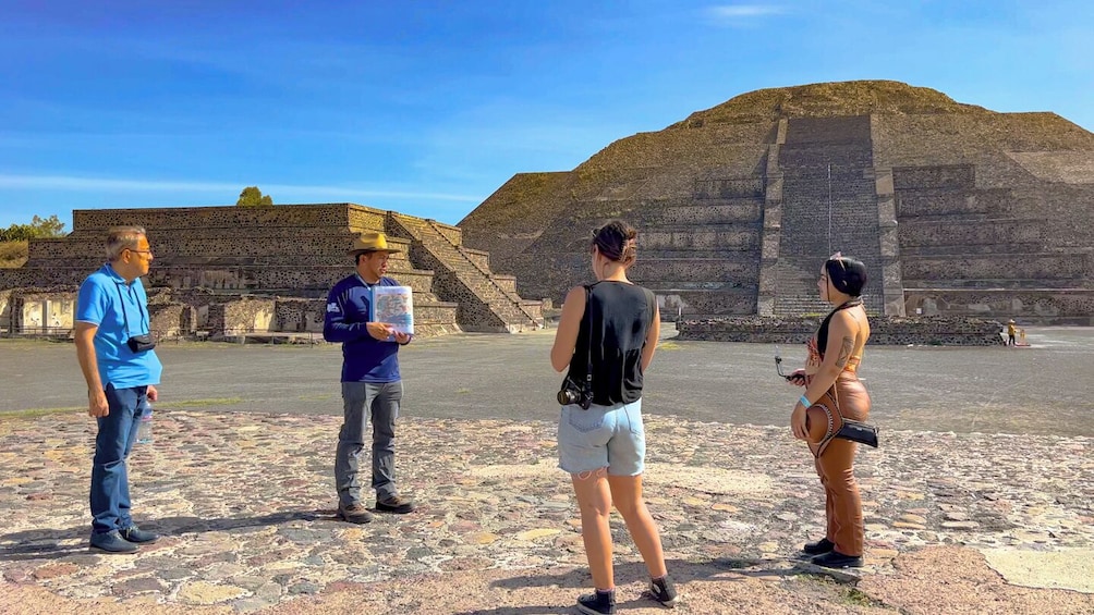 Tula, Teotihuacan & Tepotzotlan Small Group Tour