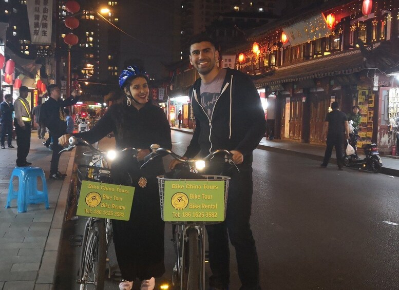 Picture 15 for Activity Shanghai: 4-Hour Nightlife Adventure & Tasting Bike Tour