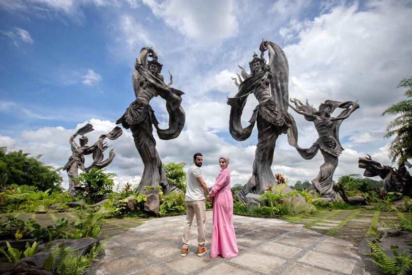 Picture 8 for Activity Bali: Photo Shoot with a Private Vacation Photographer