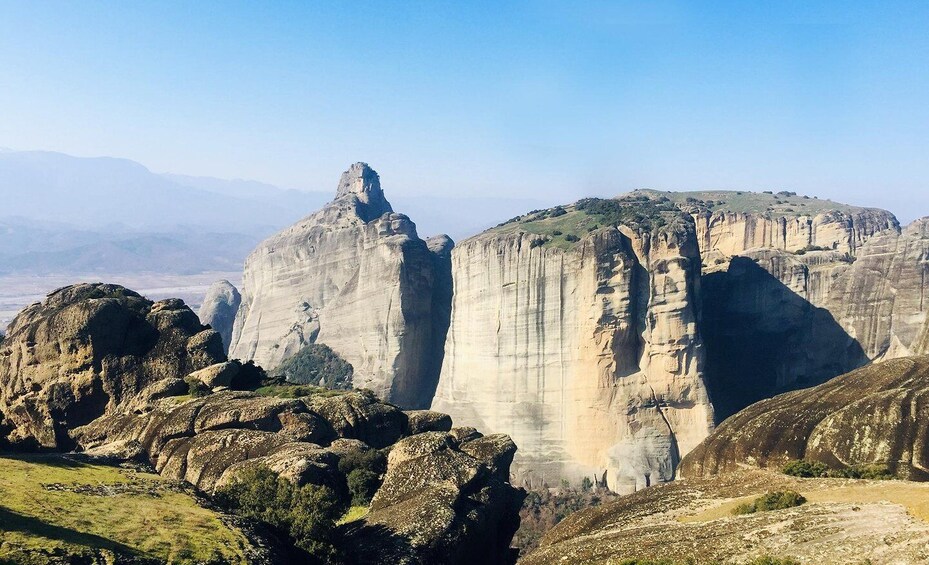 Picture 2 for Activity From Athens: Meteora Full-Day Trip with Guide on Luxury Bus