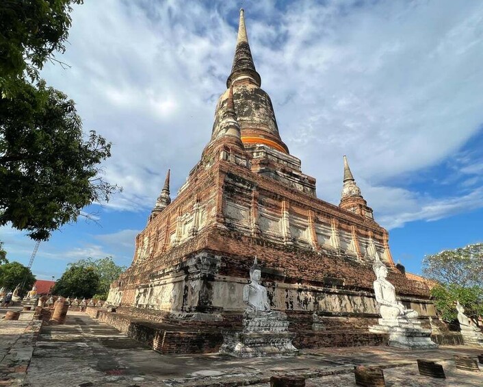 Picture 21 for Activity From Bangkok: Ayutthaya & Ayothaya Floating Market Day Trip