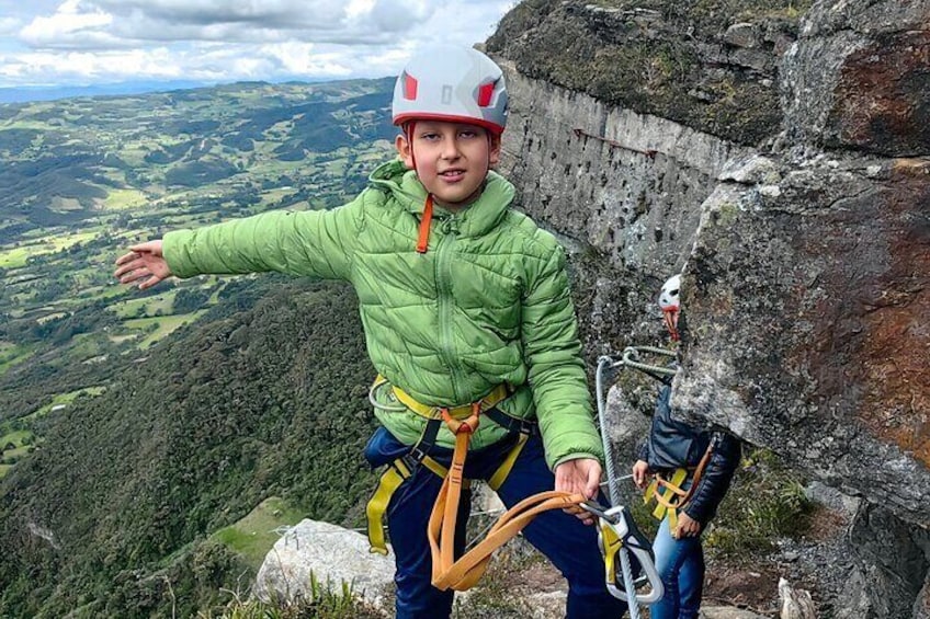 Private Guided Tour to Hanging Stone Susa Cundinamarca