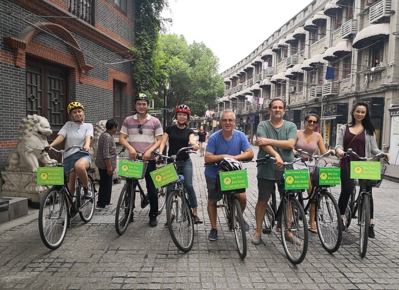 Picture 2 for Activity Shanghai: Full Day Classic Bike Tour With an Authentic Lunch