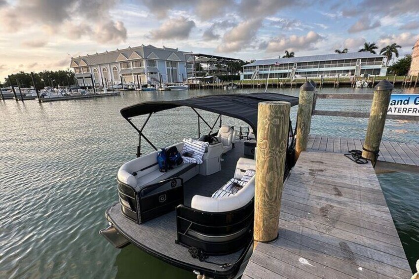 Naples Private Boat with All Beach Amenities and Captain