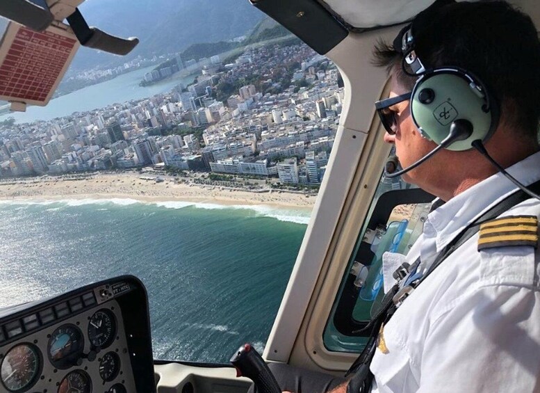 Picture 3 for Activity Rio de Janeiro: Sightseeing Helicopter Flight