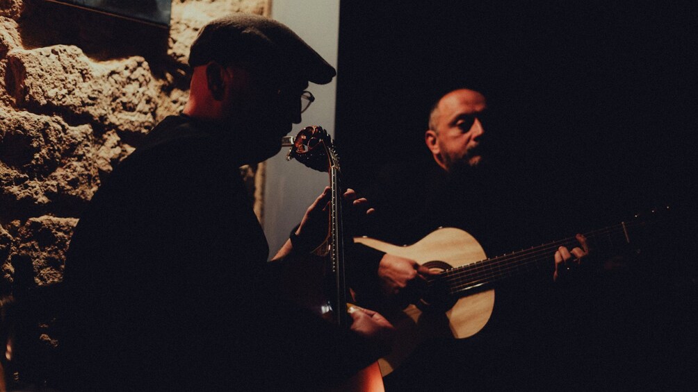 Fado Dinner Show & Night Tour