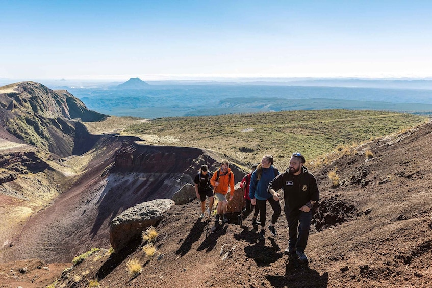 Rotorua: Mount Tarawera Volcanic Crater Half-Day Guided Walk