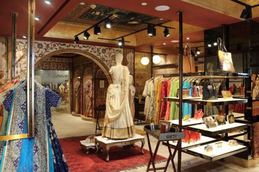 Picture 12 for Activity Delhi: Private Guided Shopping Tour in A/C car with transfer