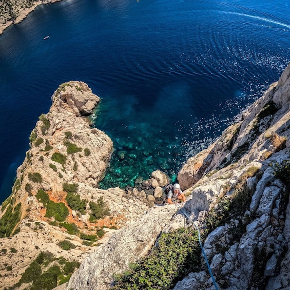 Picture 3 for Activity Multi Pitch Climb Session in the Calanques near Marseille