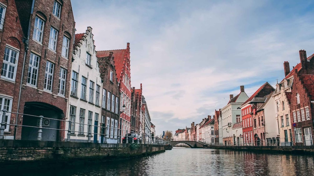 Bruges: Express Walk with a Local in 60 minutes