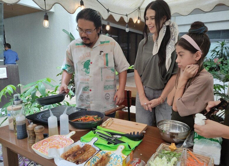 Picture 2 for Activity Hands on Manila Cooking Class: Filipino Snacks