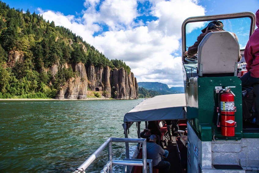 Picture 1 for Activity From Portland: 7 Wonders of the Gorge Jetboat Cruise