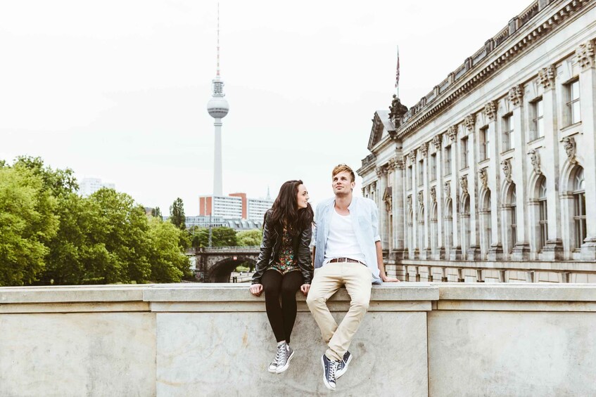 Picture 1 for Activity Berlin Essentials: Private Photoshoot at Berlin's top sites