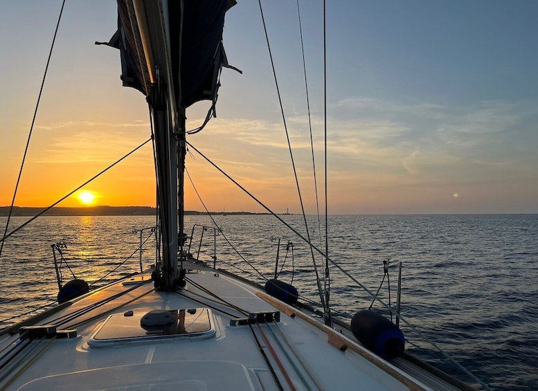 Palermo: Sunset Sailboat Trip with Aperitif