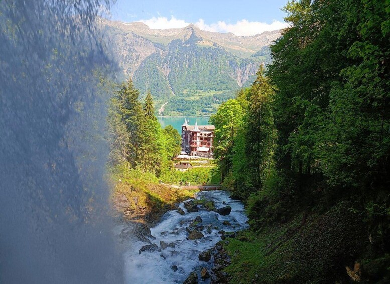 Picture 2 for Activity Interlaken: Highlights Tour with a Local by Private Car
