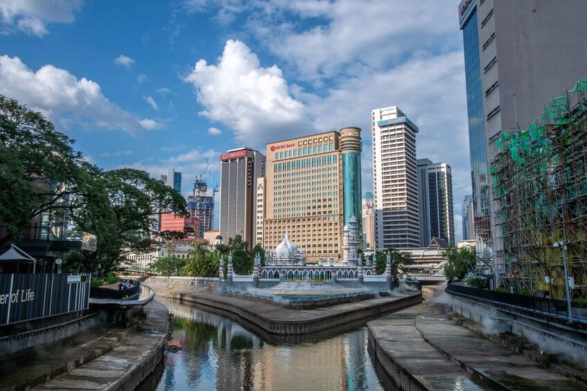 Picture 5 for Activity Kuala Lumpur: Evening Tour with Kuala Lumpur Tower Tickets