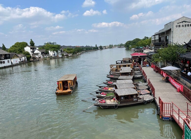 Picture 15 for Activity From Shanghai: Private Zhujiajiao Tour with Boat Ride