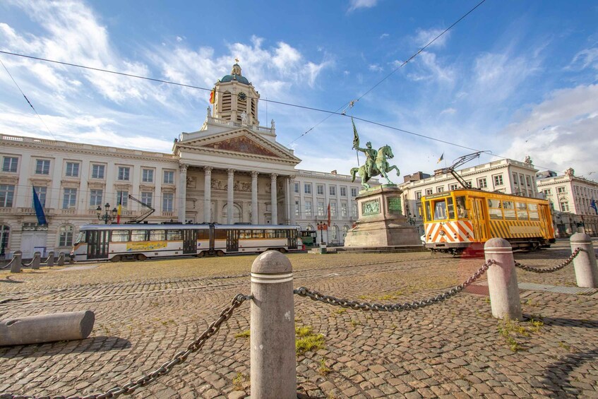 Picture 4 for Activity Brussels: Private Exclusive History Tour with a Local Expert
