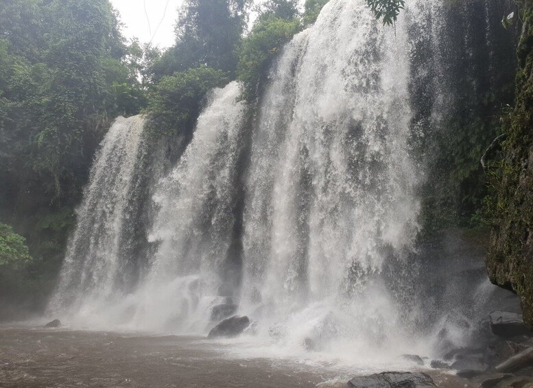 Picture 5 for Activity Mixture of temples and waterfall.
