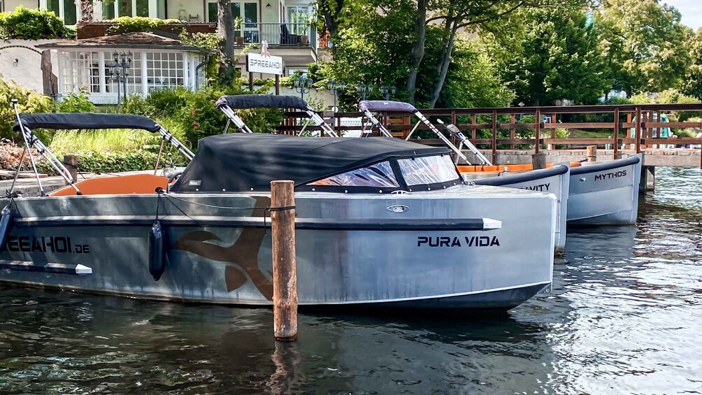 Picture 6 for Activity Berlin: Electric Boat Rental for self-driving 2 hrs