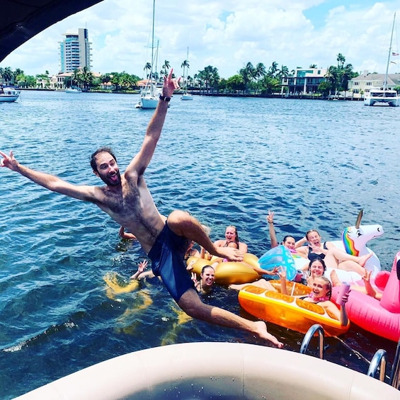 Party Pontoon Boat w/ Captain, Private up to 12ppl