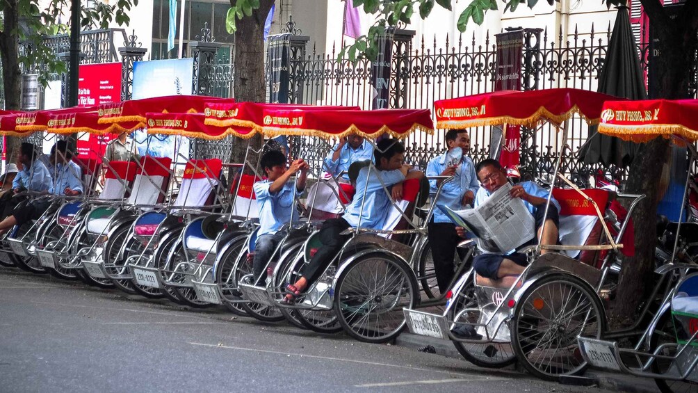 Picture 5 for Activity Private Evening Cyclo Tour with Water Puppet Show