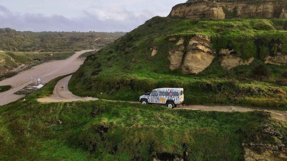 Picture 7 for Activity From Cabo Espichel to Lagoa Jeep Tour