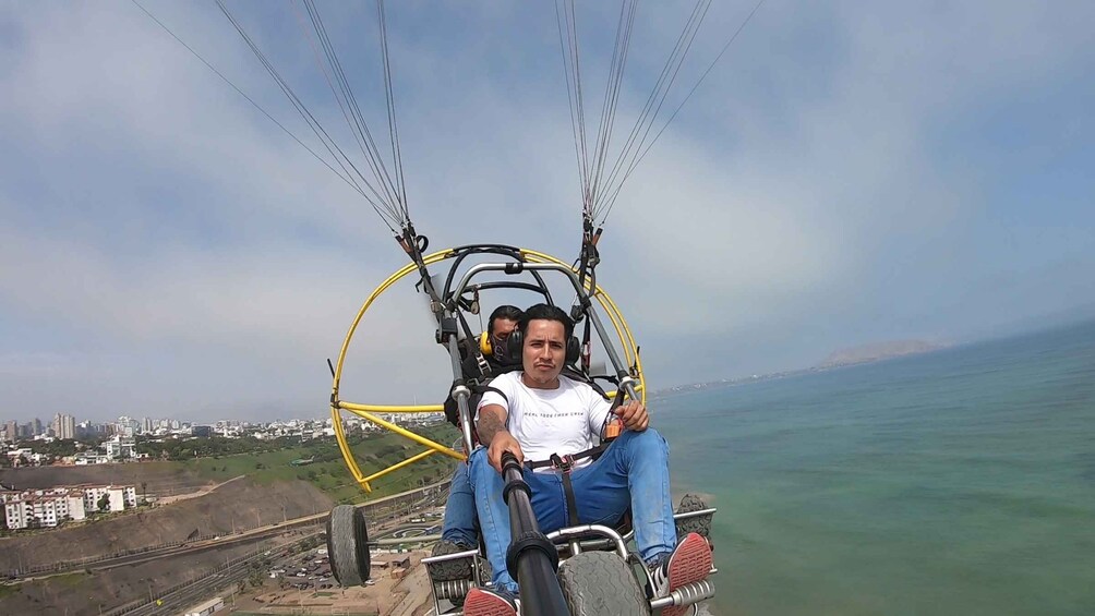 Picture 4 for Activity Lima: Paragliding Flight Over Costa Verde Districts