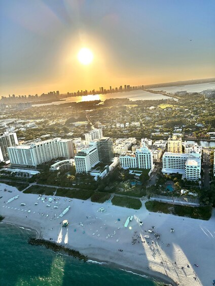 Picture 8 for Activity Helicopter: Lauderdale-Hard Rock Guitar-Miami Beach