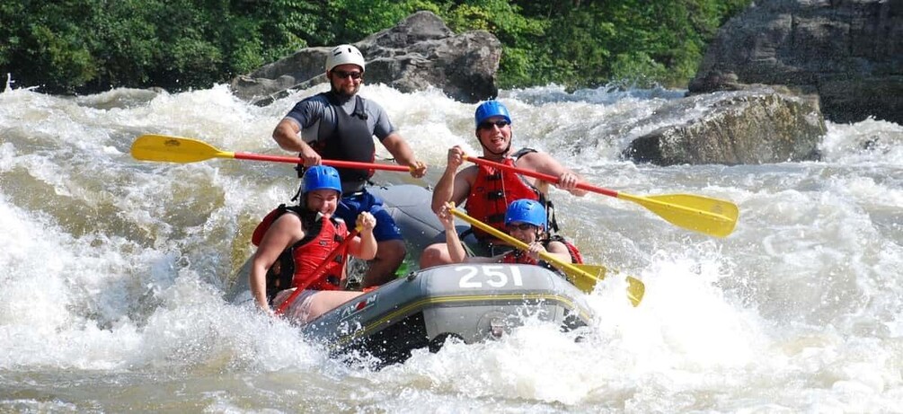 From Colombo: Adventure water Rafting In Kitulgala Day tour