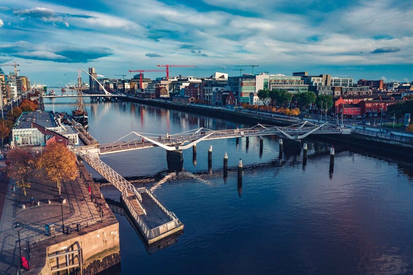 Picture 6 for Activity Dublin: Private Guided City Walking Tour