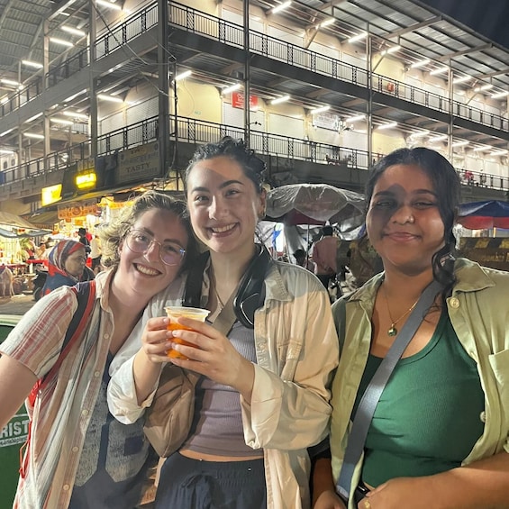 Picture 10 for Activity Mumbai: Private Night Sightseeing Tour with Pickup and Drop