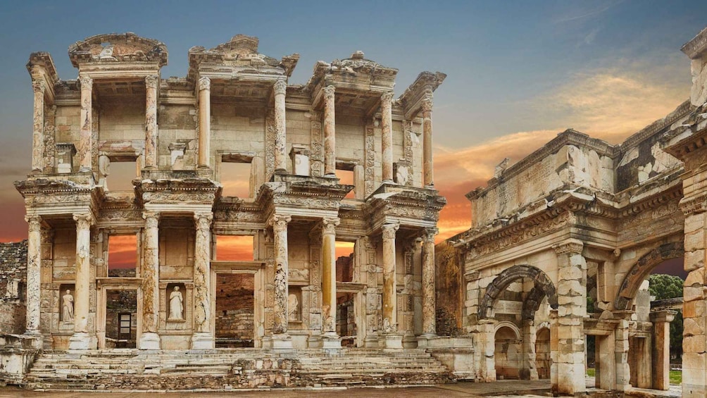 From Istanbul: Ephesus and House of Virgin Mary Day Trip