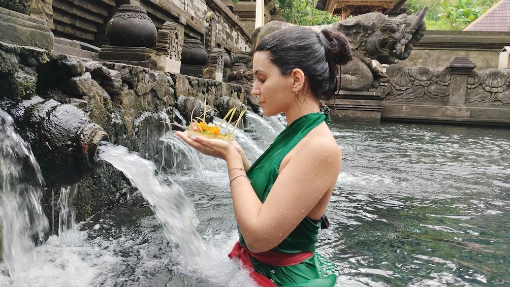 Picture 4 for Activity Bali: Tarot, Oracle Reading, and Cleansing Tirta Empul Trip