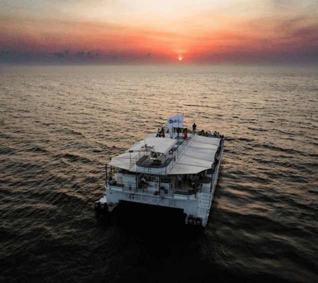 Picture 5 for Activity Cartagena: Sunset Open Bar Cruise in Caramaran or Speedboat