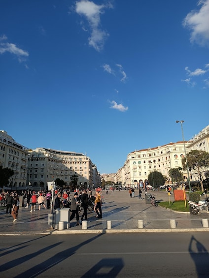 Thessaloniki : Private Welcome Walking Tour with a local